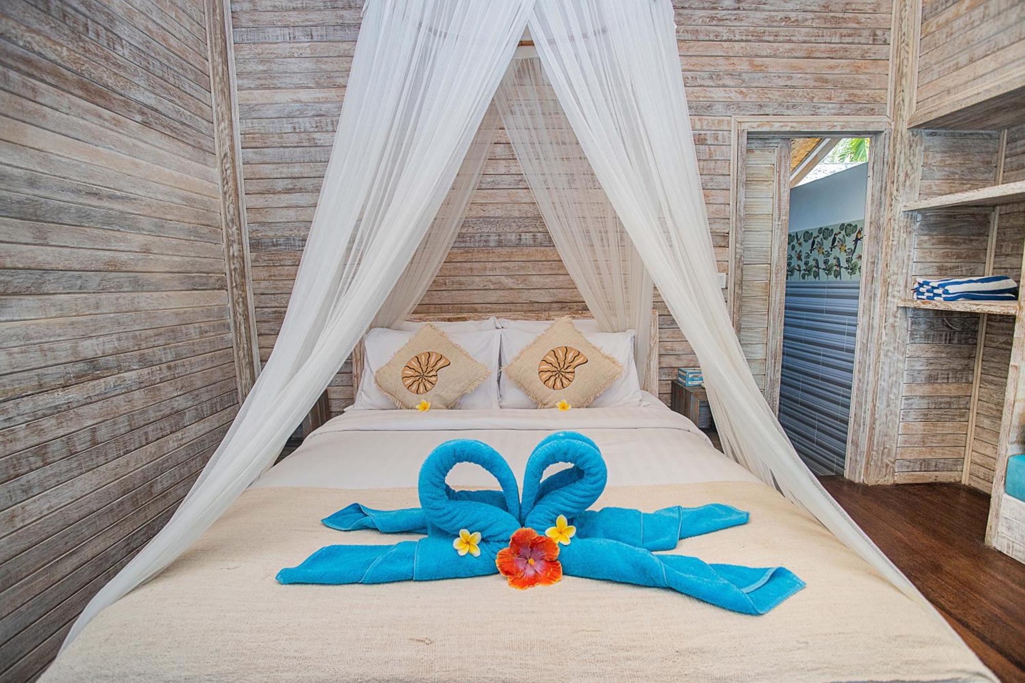 Nusa View - Oceanfront Rentals Нуса-Лембонган Экстерьер фото