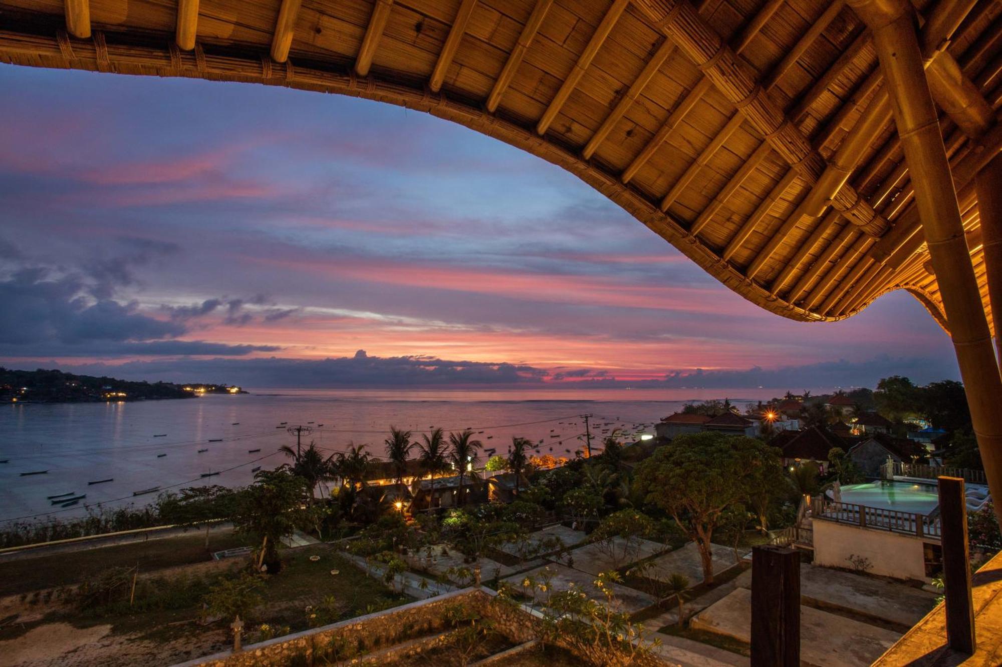 Nusa View - Oceanfront Rentals Нуса-Лембонган Экстерьер фото