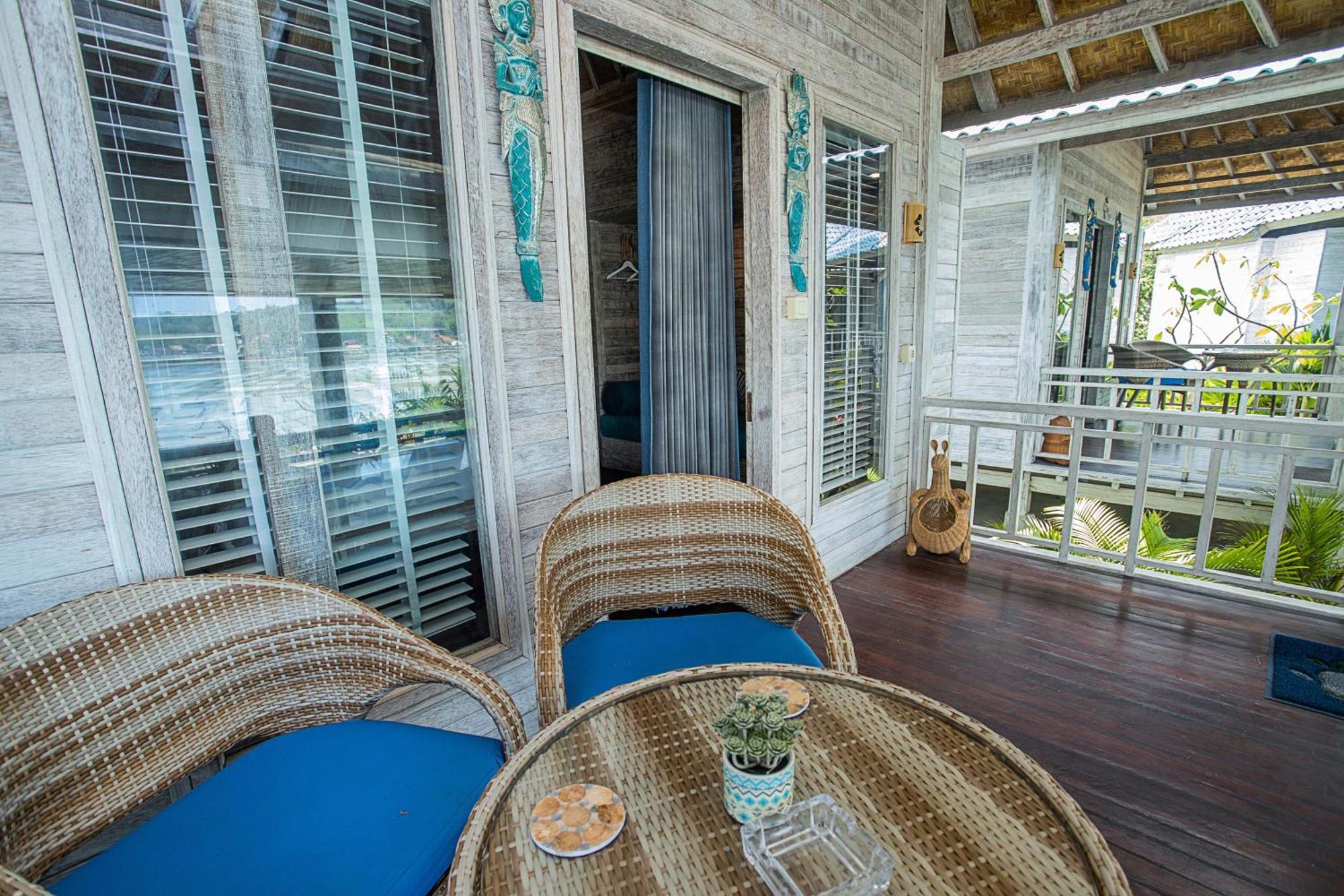 Nusa View - Oceanfront Rentals Нуса-Лембонган Экстерьер фото
