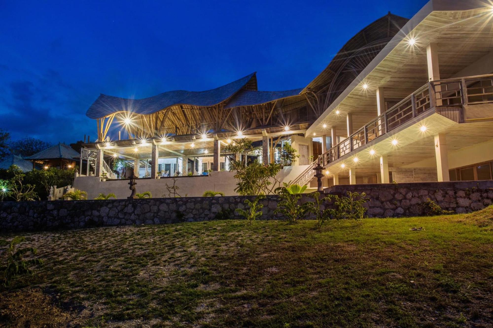 Nusa View - Oceanfront Rentals Нуса-Лембонган Экстерьер фото