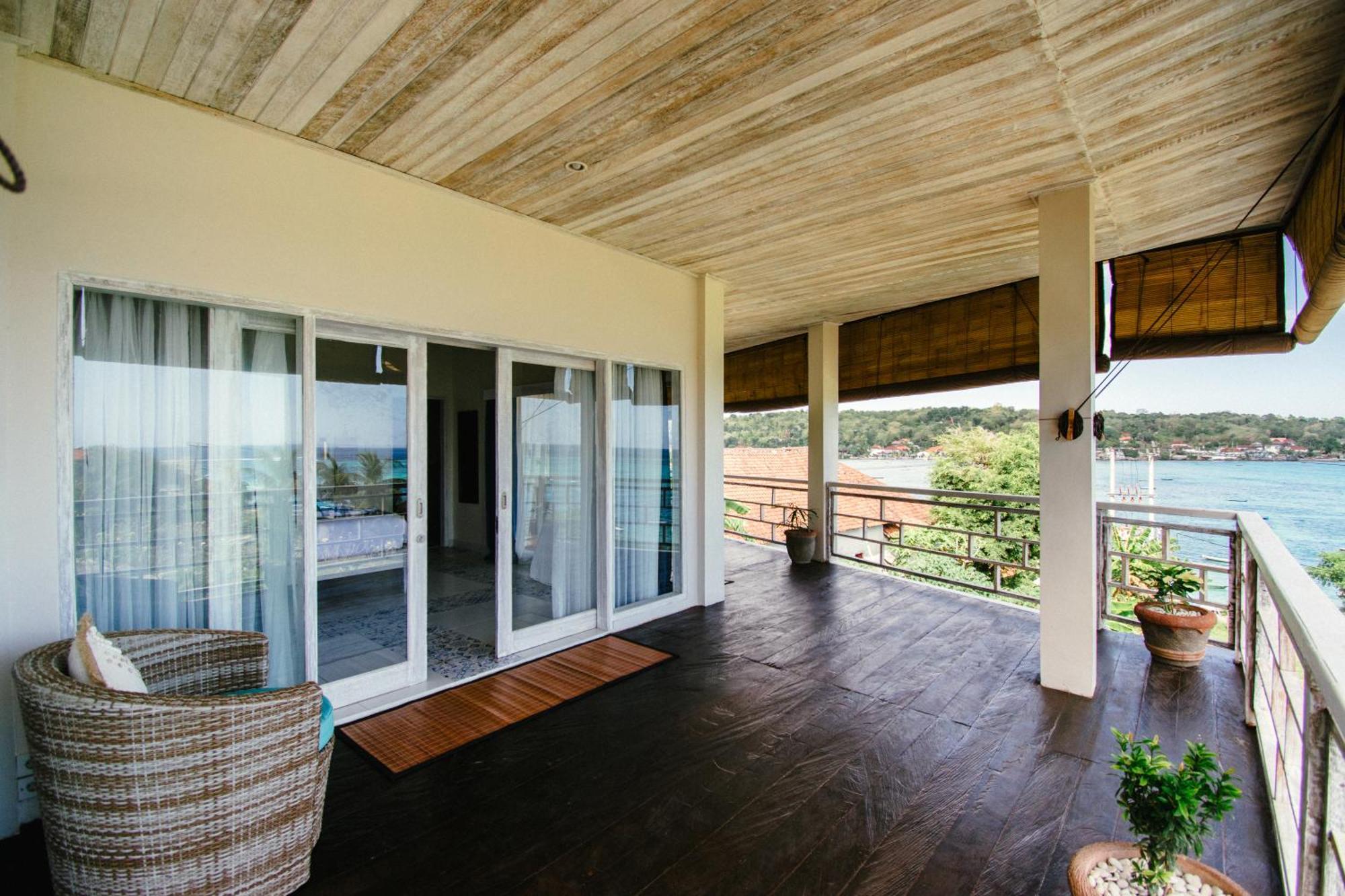Nusa View - Oceanfront Rentals Нуса-Лембонган Экстерьер фото