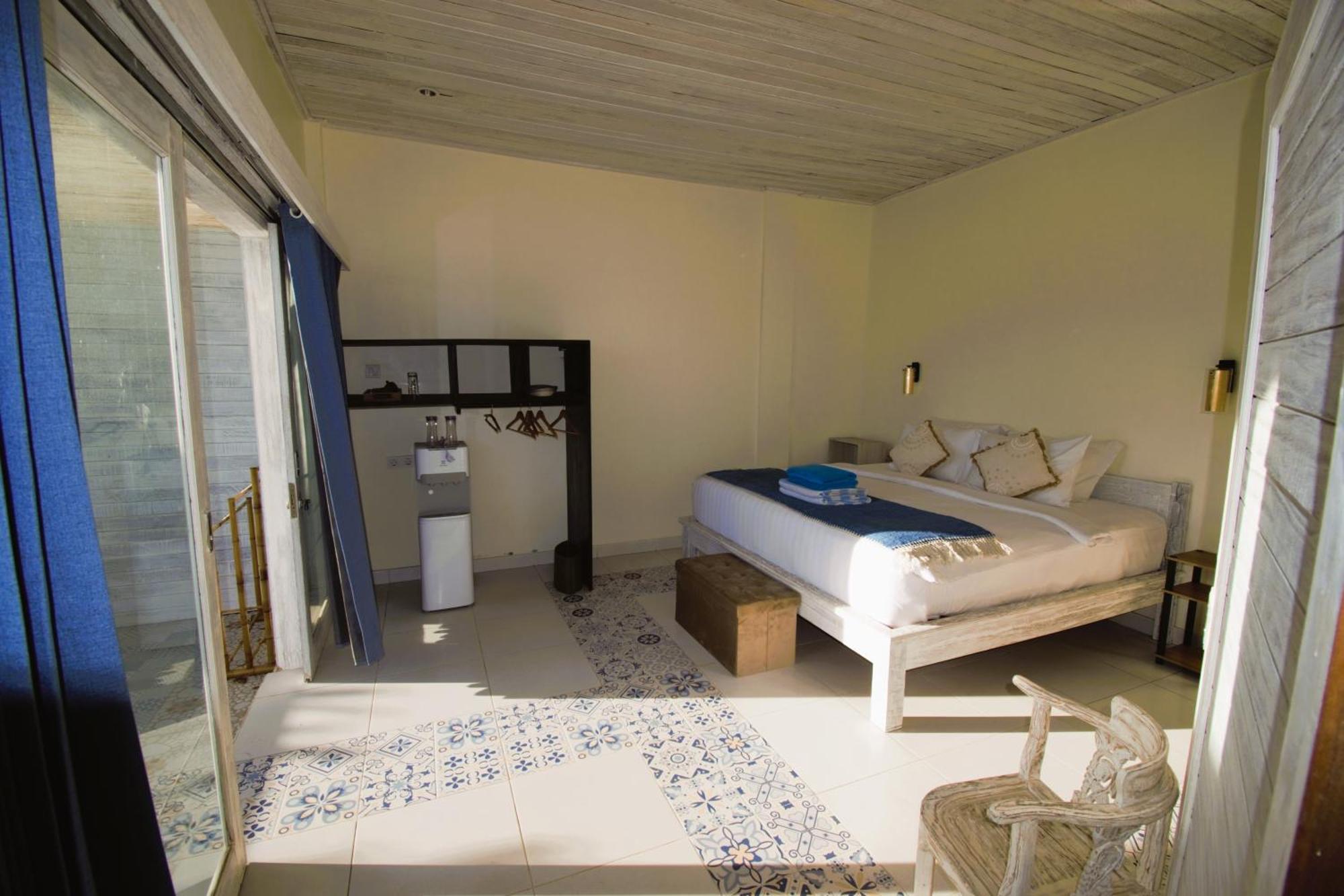 Nusa View - Oceanfront Rentals Нуса-Лембонган Экстерьер фото